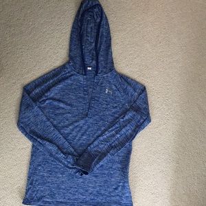 Under armour top